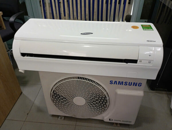 Máy lạnh Samsung 1.5hp inverter mới 90%