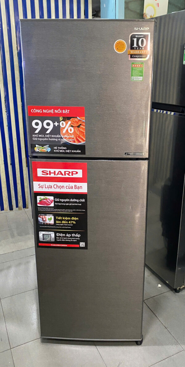 Tủ lạnh Sharp 241L Inverter