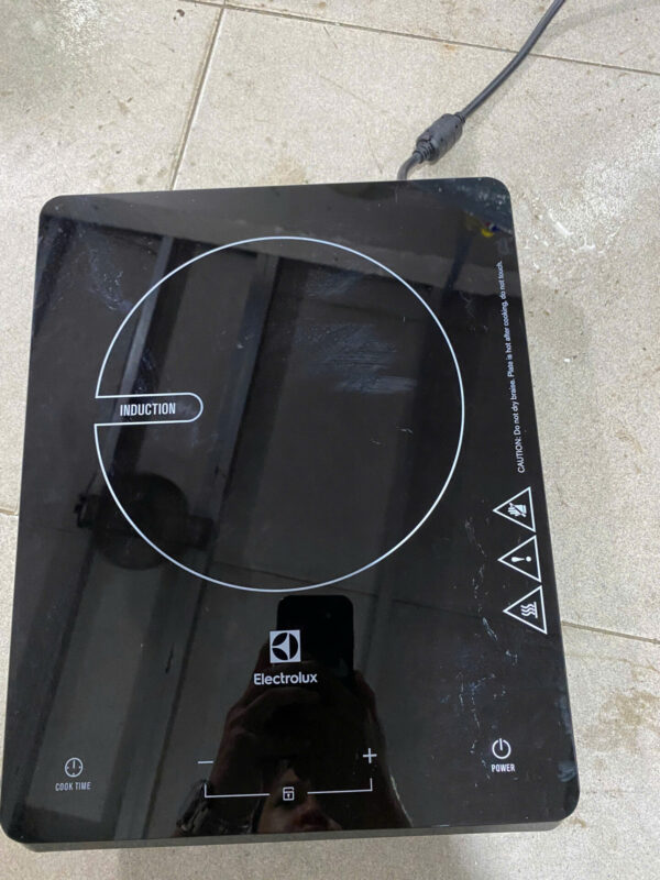 Bếp từ Electrolux ETD29MKC