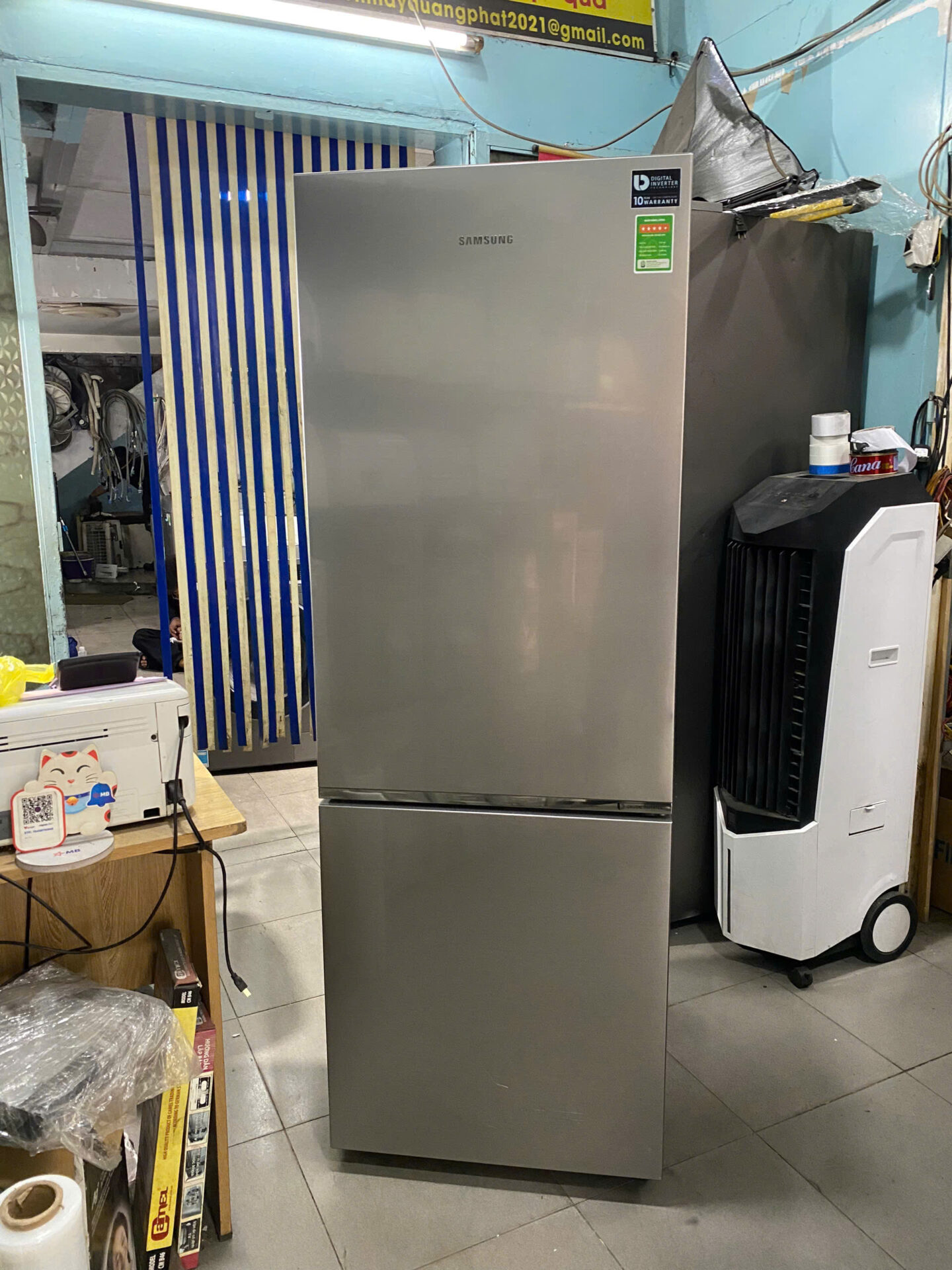 Tủ lạnh Samsung Inverter 310 lít RB30N4010S8 có ngăn đông mềm