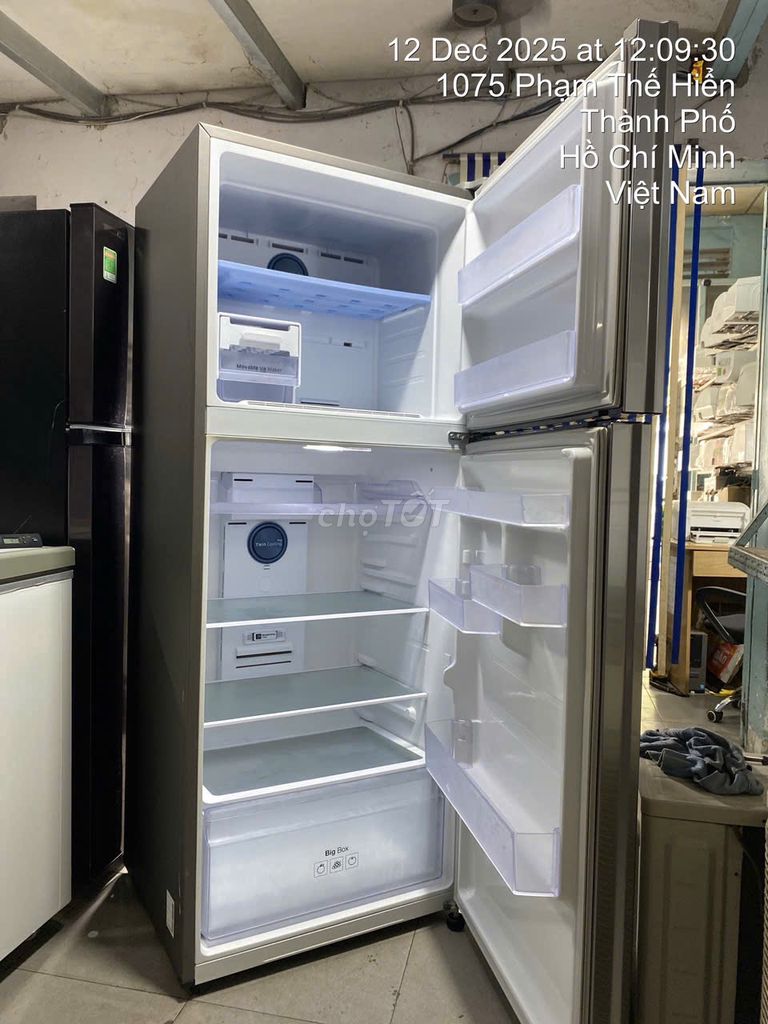 Tủ lạnh Samsung Inverter 364 lít RT35K5532S8 - Hình ảnh 3