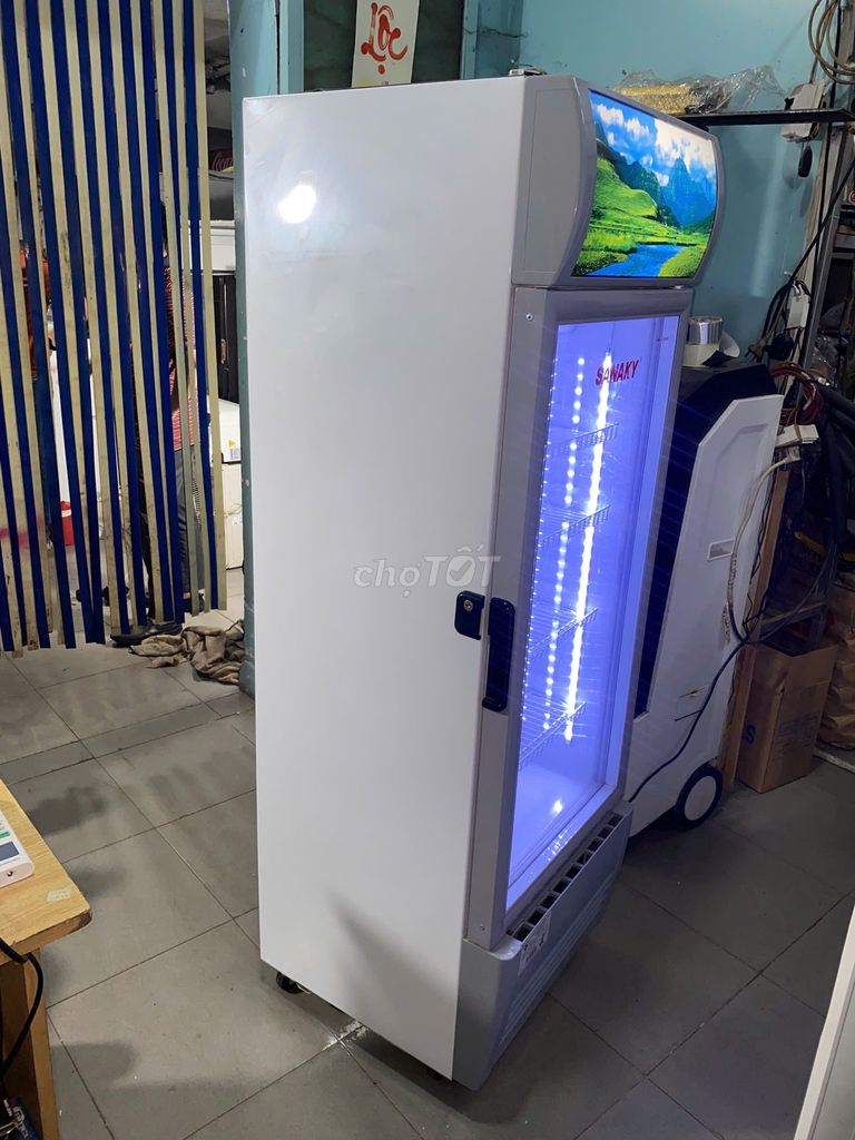 Tủ mát Sanaky 170 lít VH-218KL mới 95% date 2024 - Hình ảnh 4