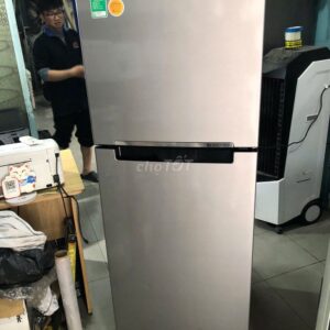 Tủ lạnh Samsung 243 lít RT22FARBDSA