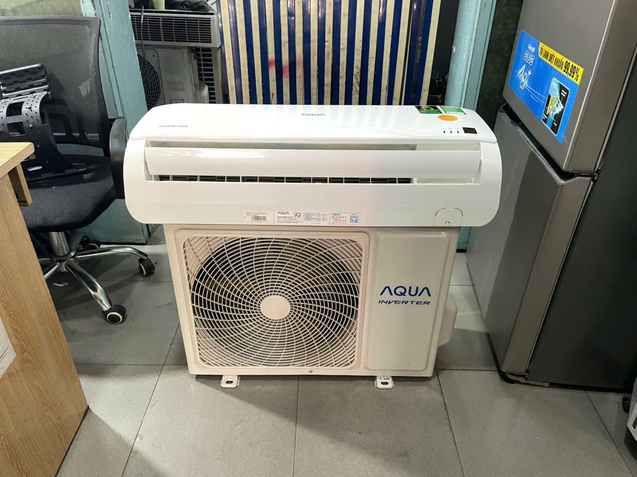 Máy lạnh Aqua Inverter 1 HP AQA-KCRV10TR nhẹ điện -BAO CÔNG LẮP ĐẶT - bảo hành 6 tháng