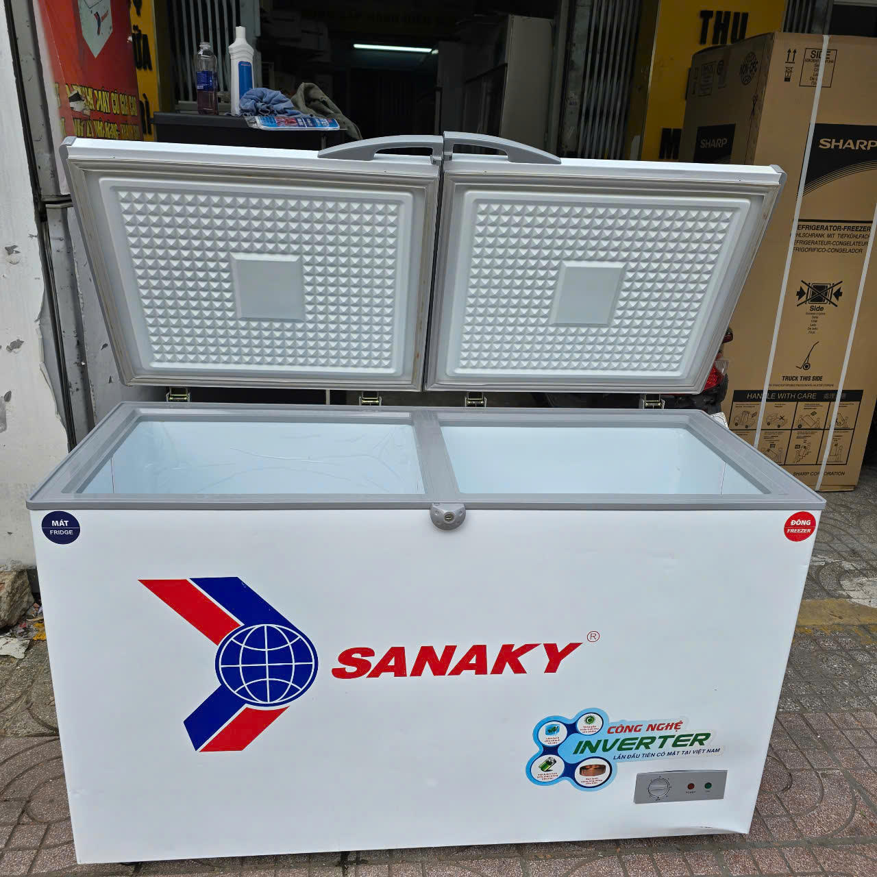 Tủ đông Sanaky VH-4099W3 280 lít 2 cửa zin mới 90% - FREE SHIP - Hình ảnh 3