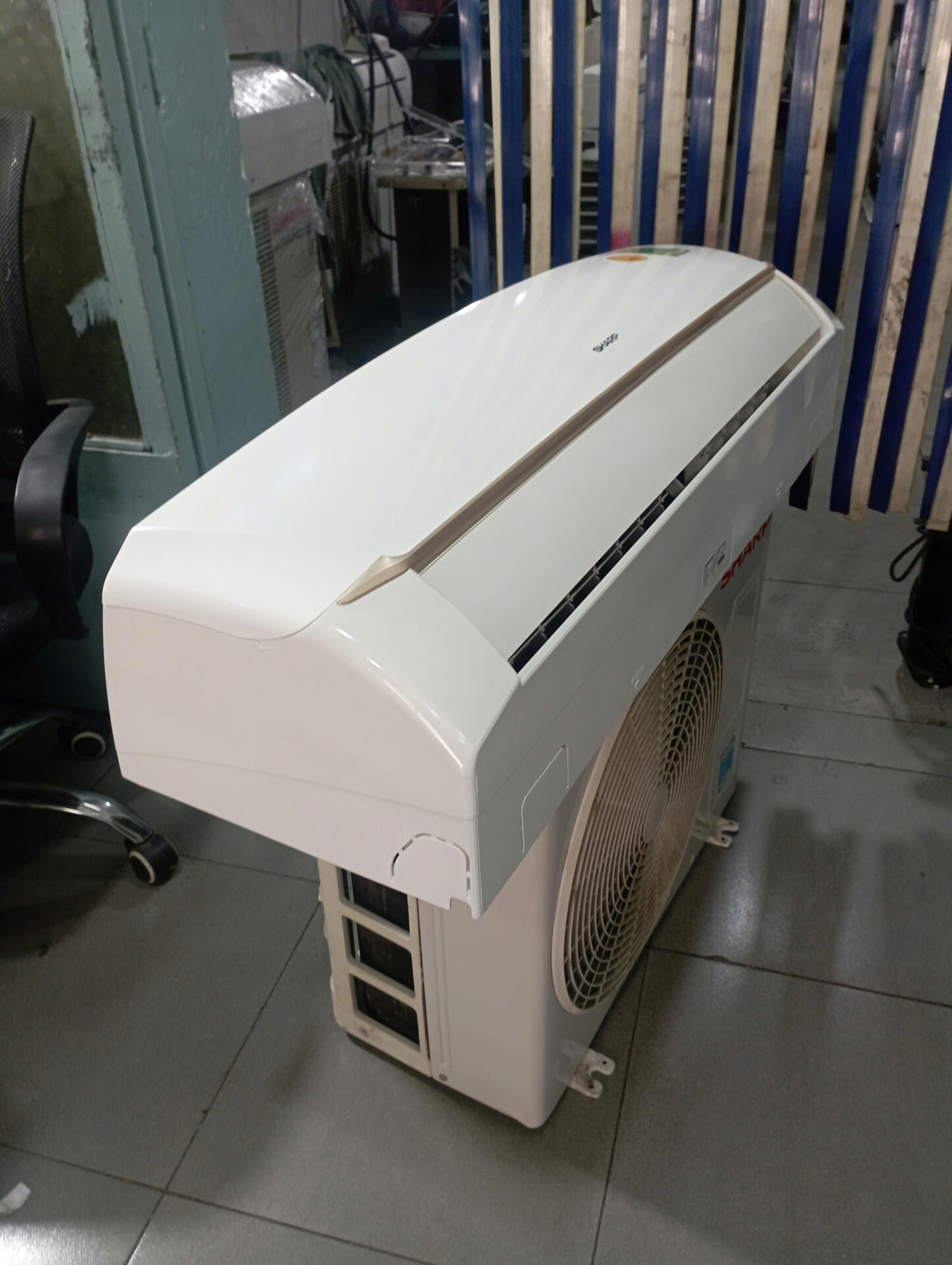 Máy lạnh Sharp 1HP AH-A9SEW Bao công lắp đặt - Hình ảnh 2