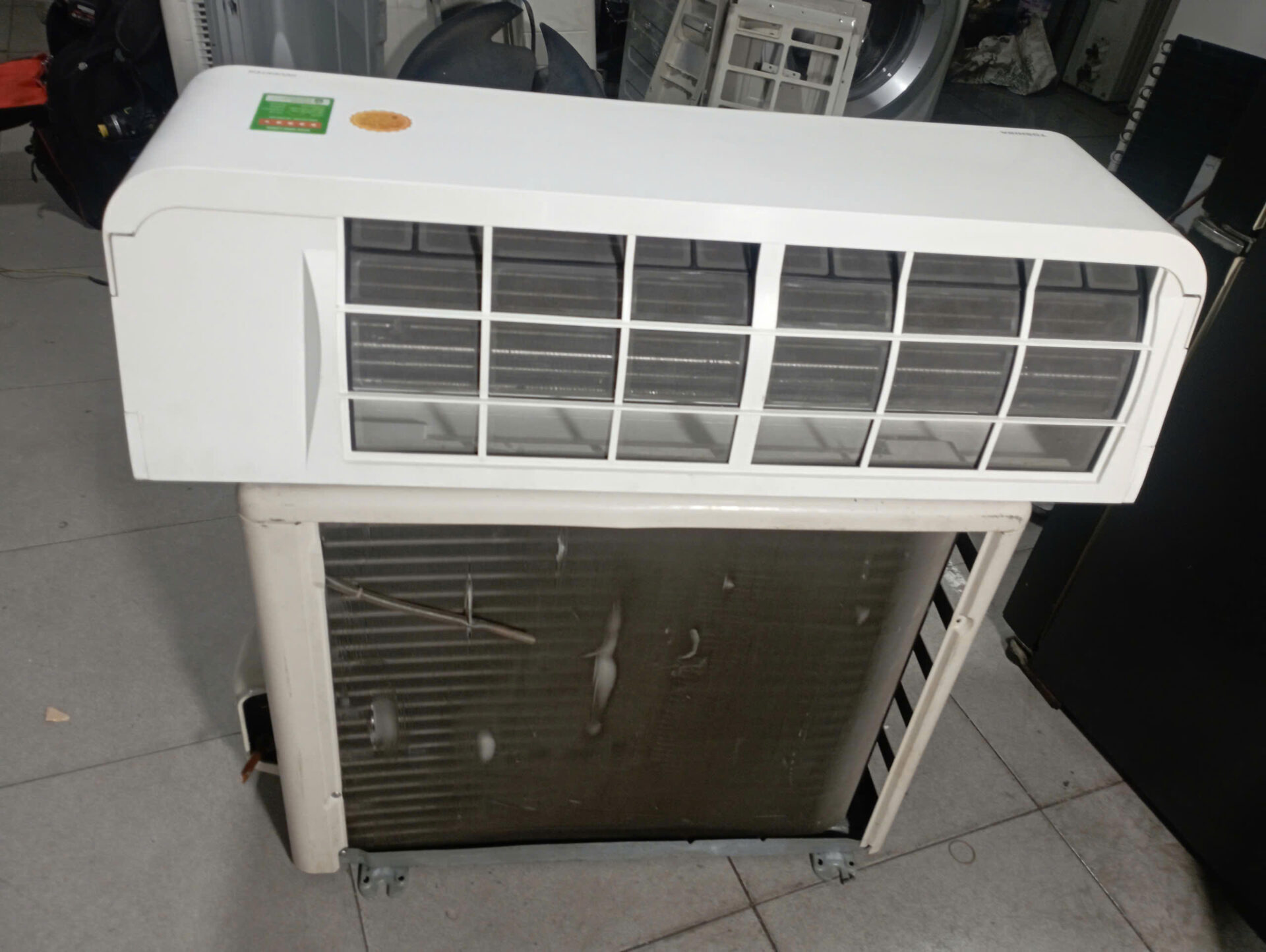Máy lạnh Toshiba Inverter 1.5HP RAS-H13PKCVG-V - Hình ảnh 3