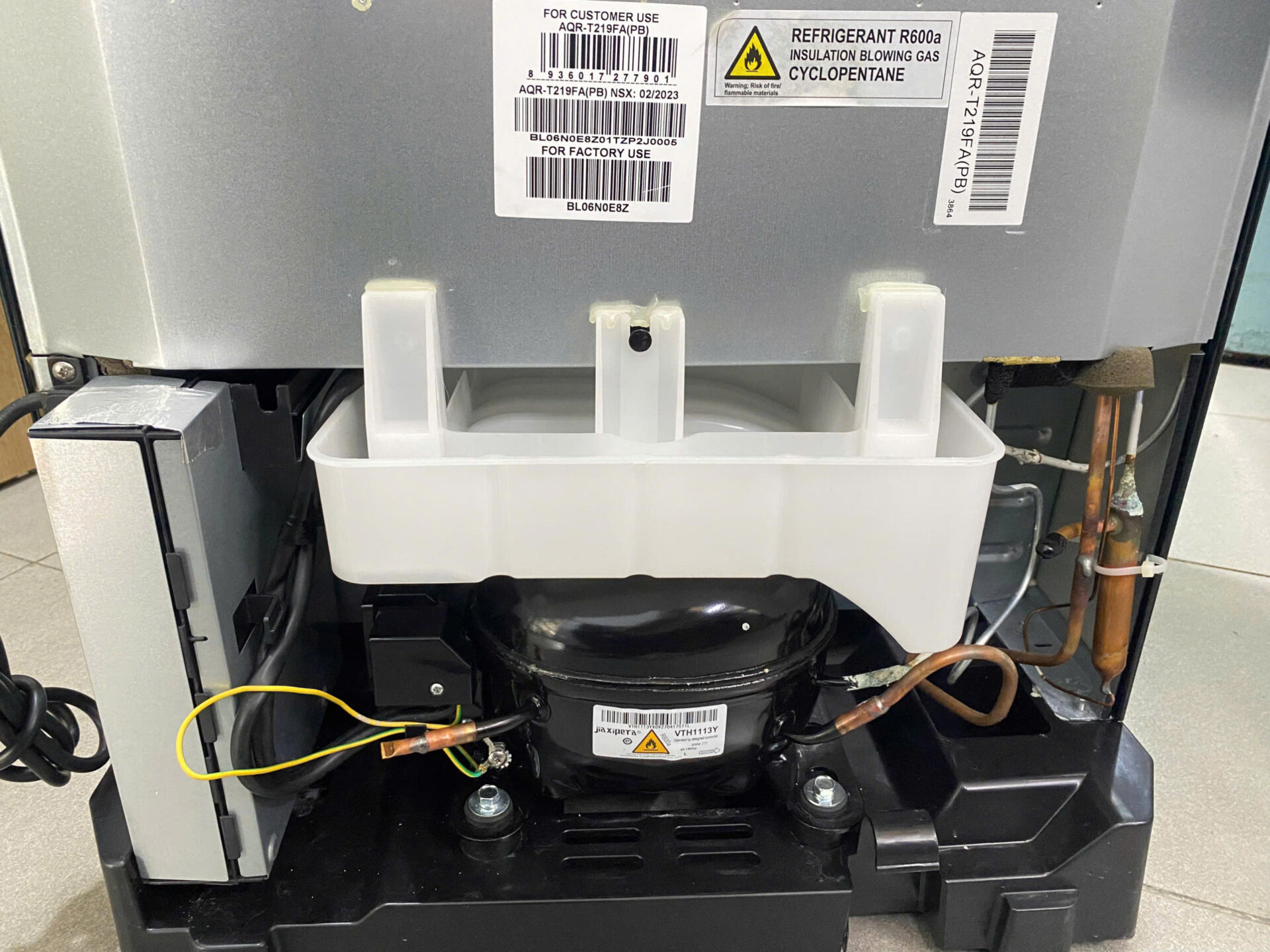 Tủ lạnh Aqua Inverter 186 lít AQR-T219FA Freeship Bảo hành 12 tháng - Hình ảnh 6