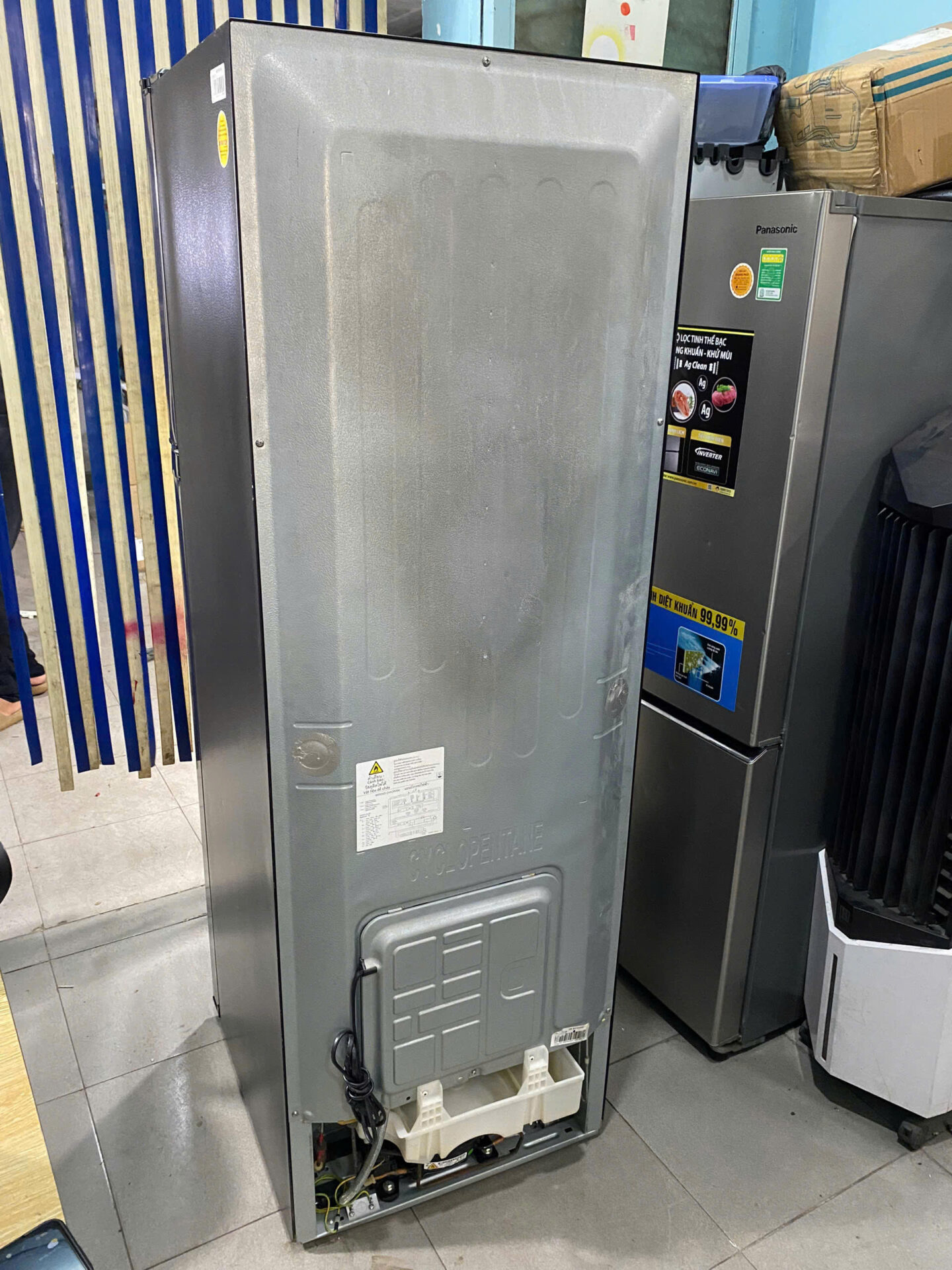 Tủ lạnh Toshiba Inverter 253 lít GR-B31VU SK Freeship - Hình ảnh 9