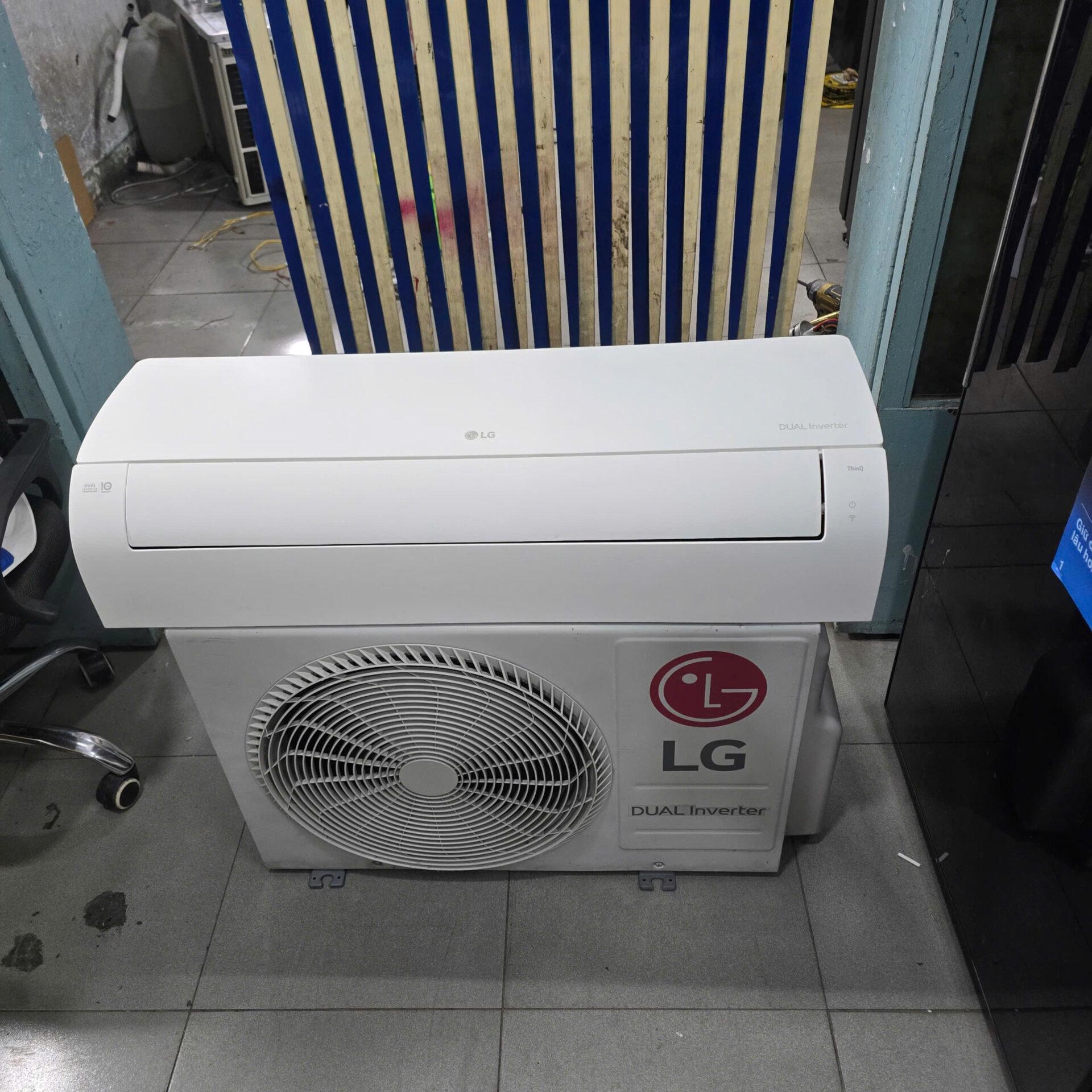 Máy lạnh LG 1.5HP Inverter tiết kiệm 70% điện Date 2023