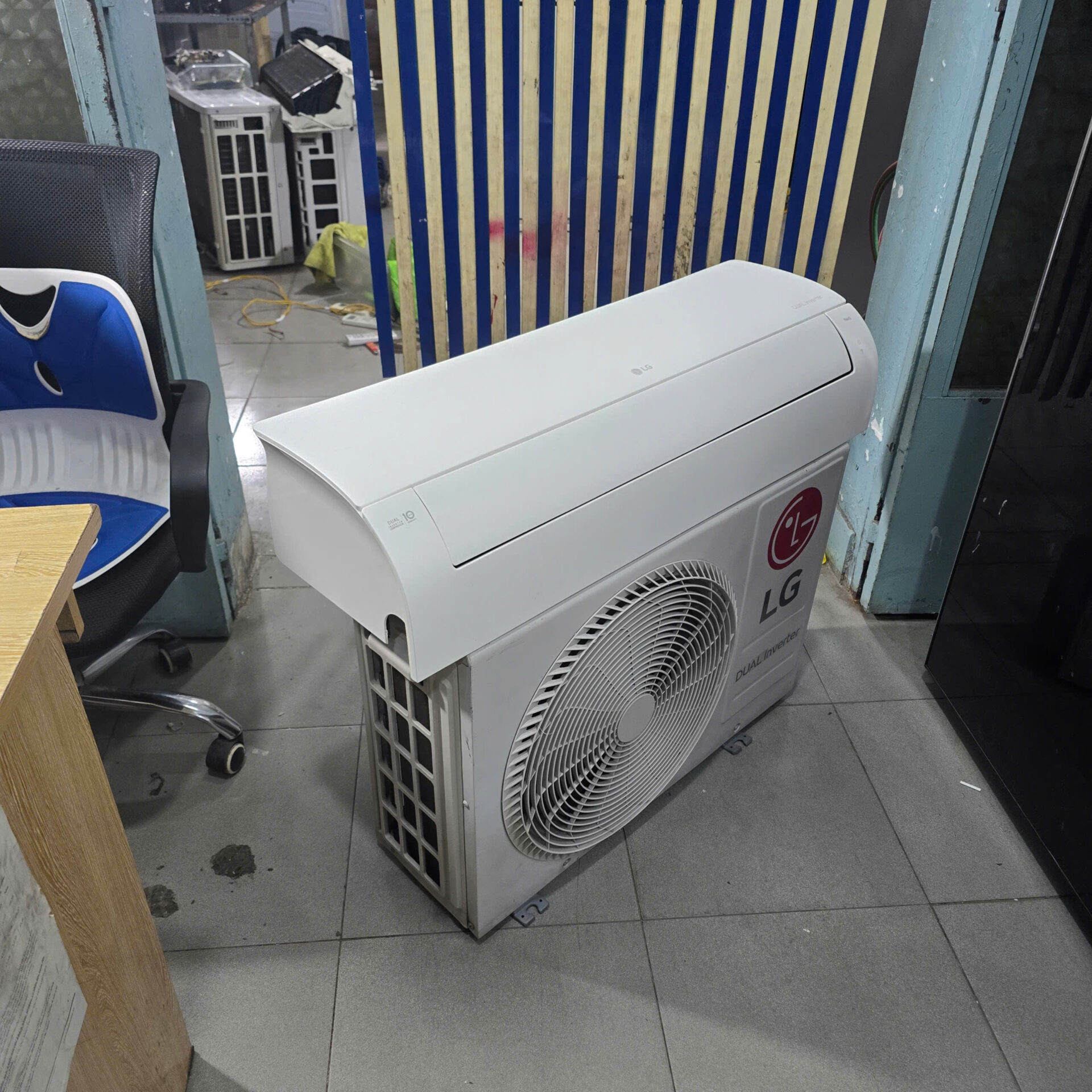 Máy lạnh LG 1.5HP Inverter tiết kiệm 70% điện Date 2023 - Hình ảnh 3