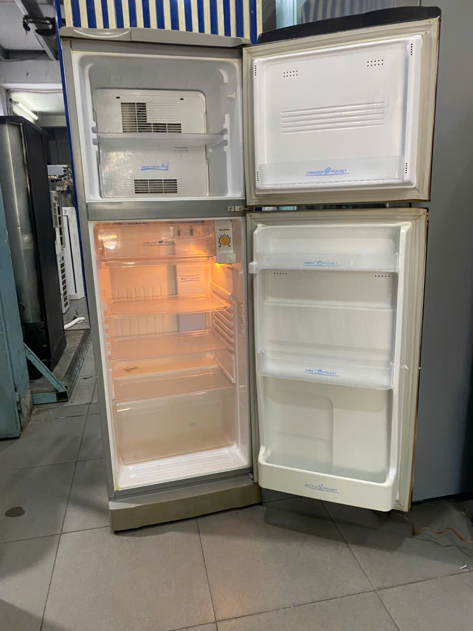 Tủ lạnh Sanyo 130L ZIN khử mùi diệt khuẩn FreeShip - Hình ảnh 3