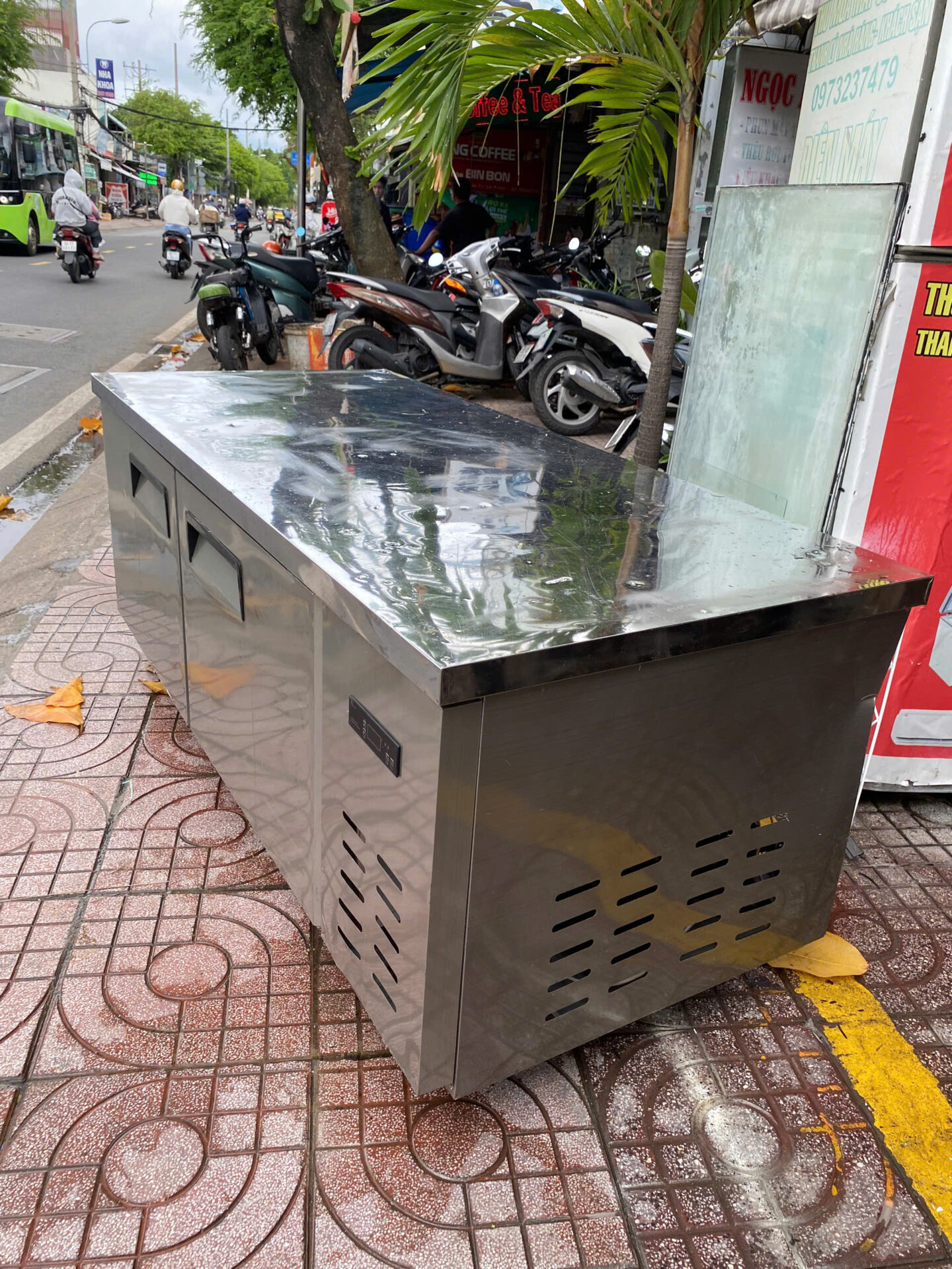 Bàn đông mát 450L inox cao cấp bền bỉ - FreeShip - Hình ảnh 4