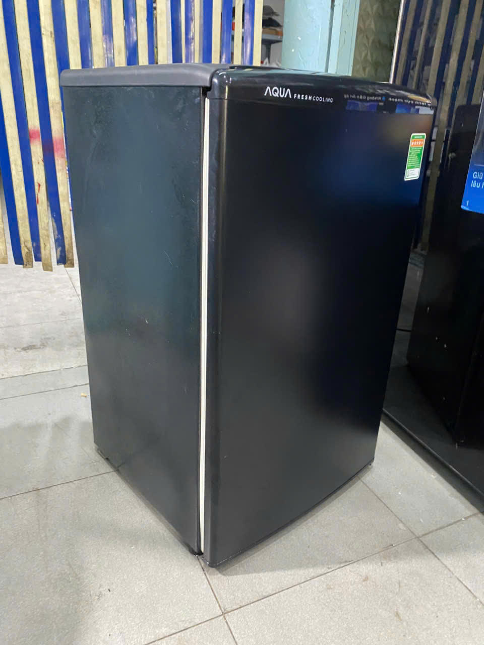Tủ lạnh Aqua 90 lít AQR-D99FA zin mới 95% nhẹ điện - FreeShip - Hình ảnh 4