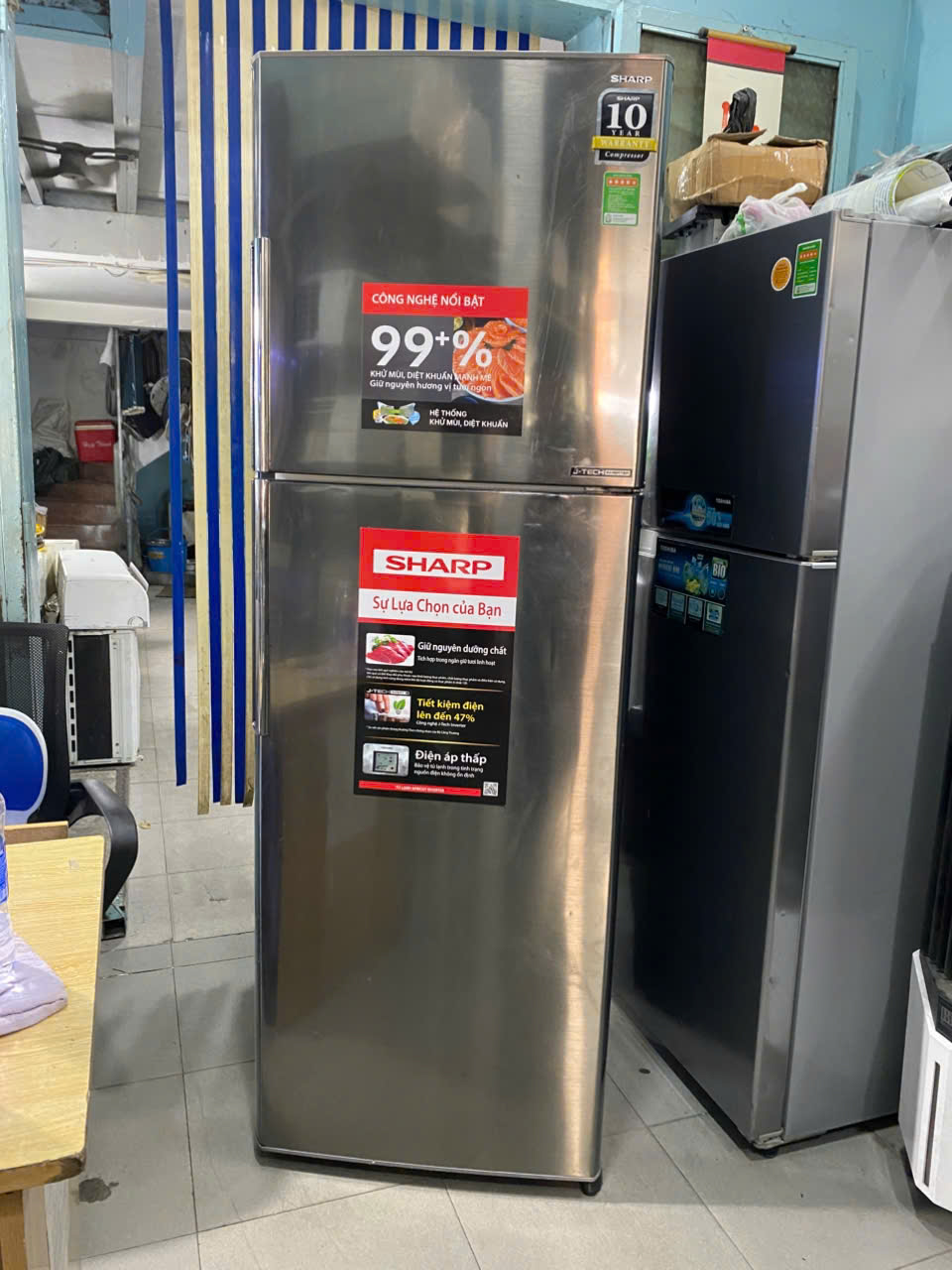 Tủ lạnh sharp 342L inverter zin đẹp tiết kiệm điện FreeShip