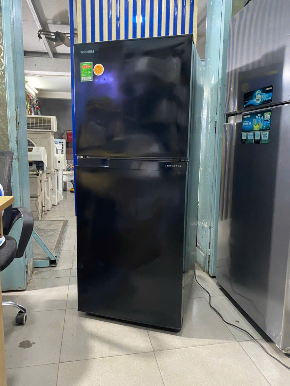 Tủ lạnh Toshiba 180 lít inverter tiết kiệm điện FreeShip
