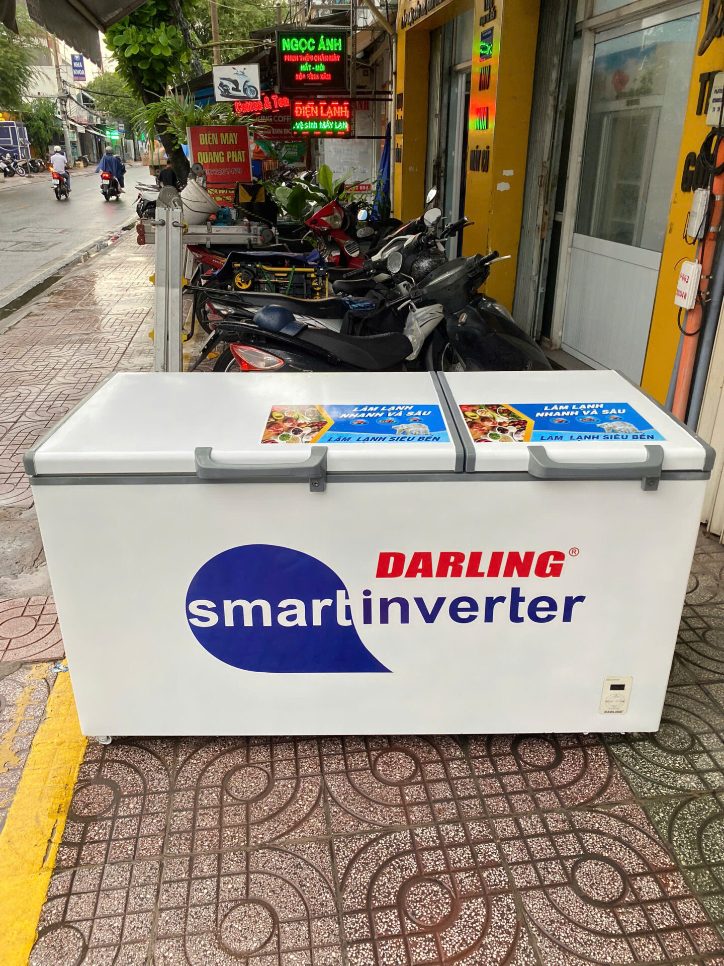 Tủ đông mát Darling 770 lít Inverter siêu nhẹ điện FreeShip