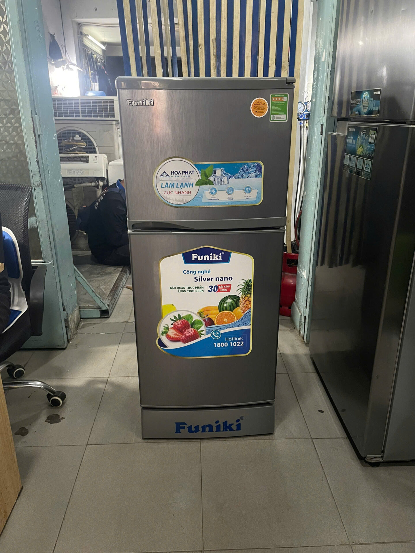 Tủ lạnh Funiki 130 lít lạnh nhanh, bền bỉ FreeShip