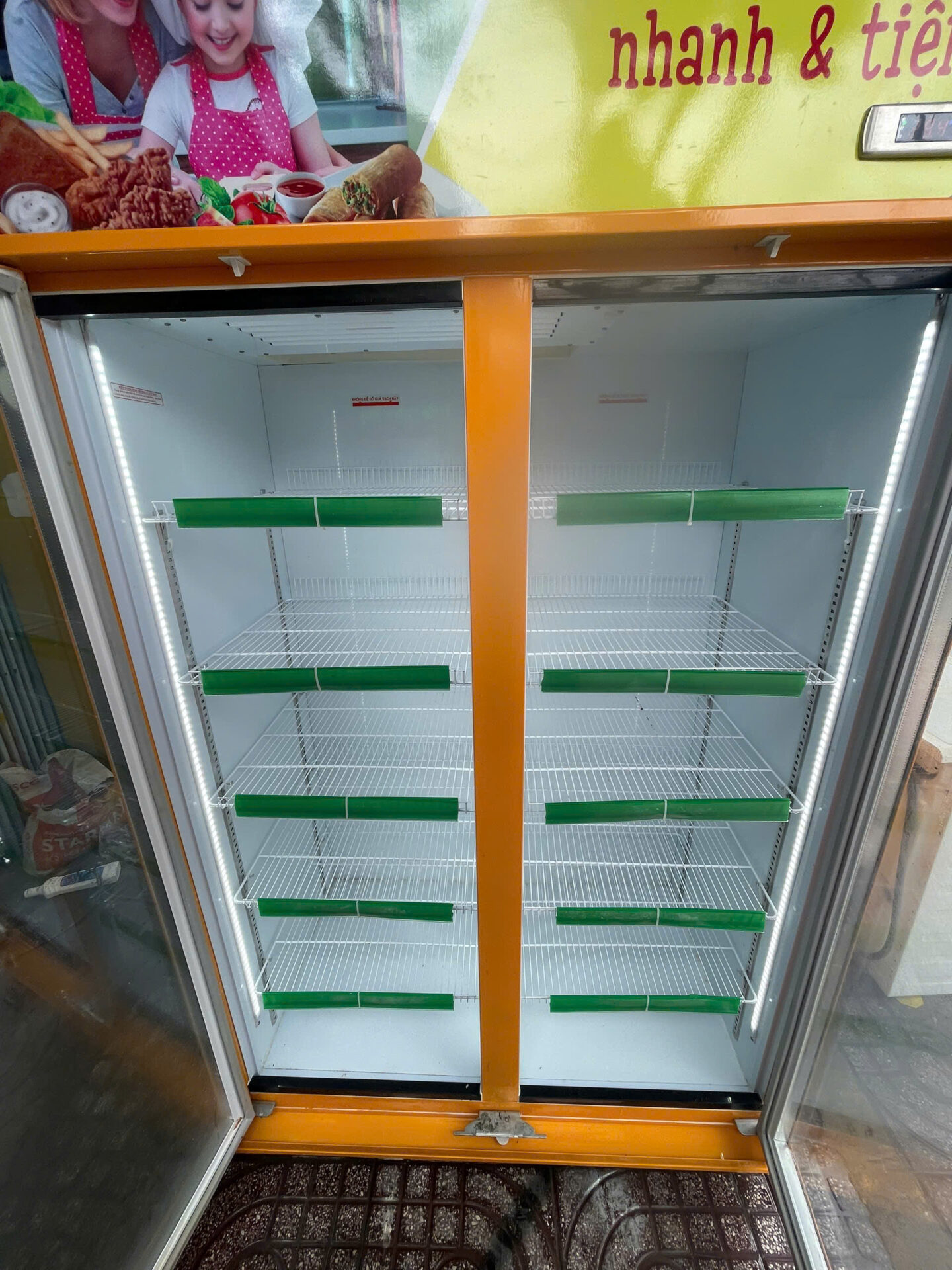 Tủ mát Sanaky 1100L inverter VH-1209HP3A zin mới 95% - Hình ảnh 3