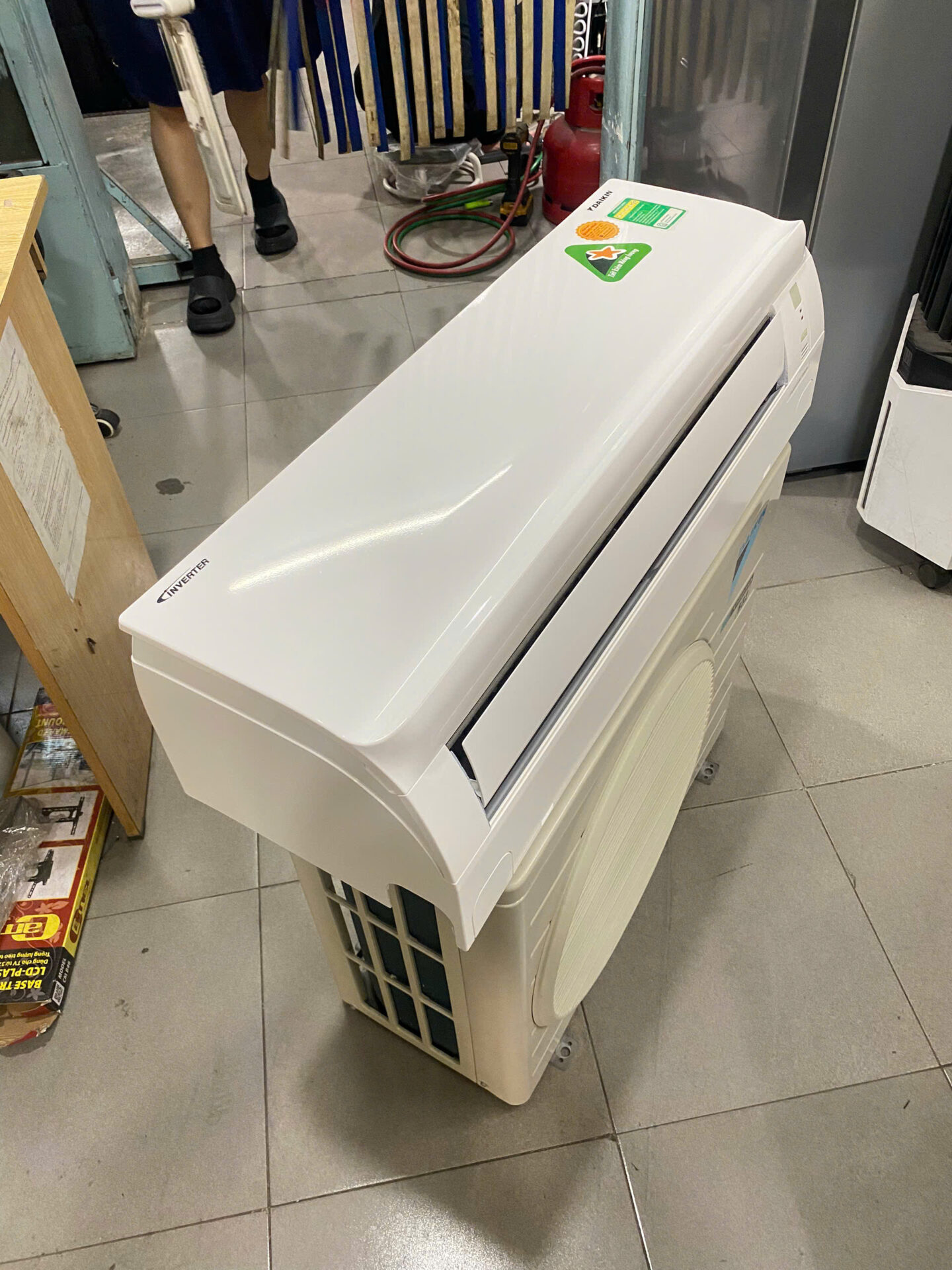 Máy lạnh Daikin 1.5hp inverter FTKA35UAVMV - Hình ảnh 3