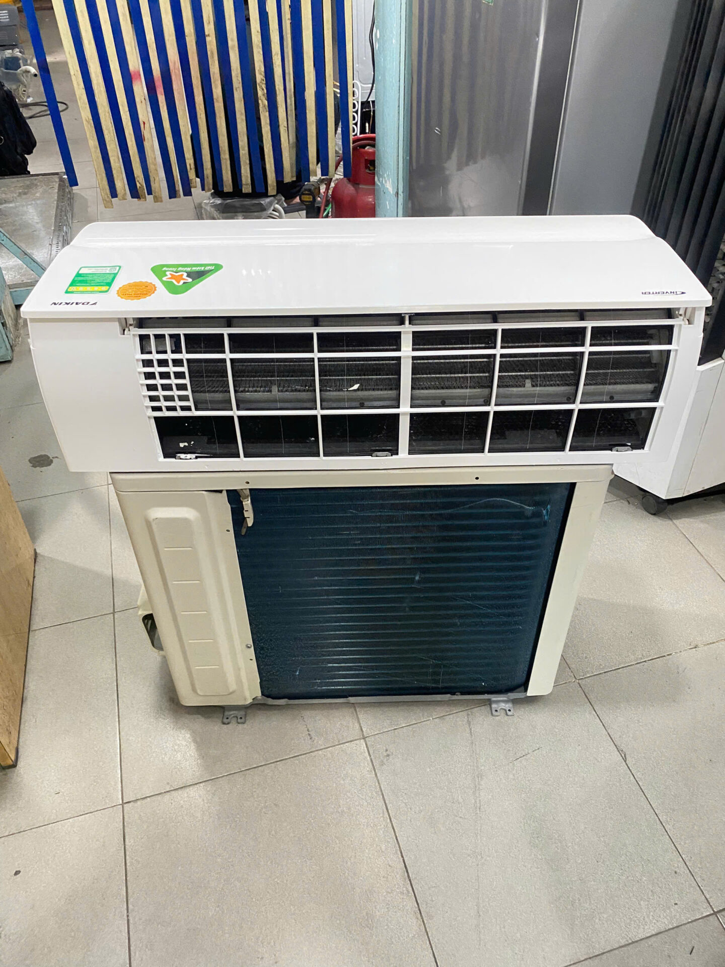 Máy lạnh Daikin 1.5hp inverter FTKA35UAVMV - Hình ảnh 5