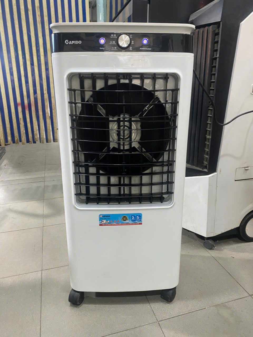 Quạt điều hòa Rapido 6000-M Nhẹ điện - Free Ship