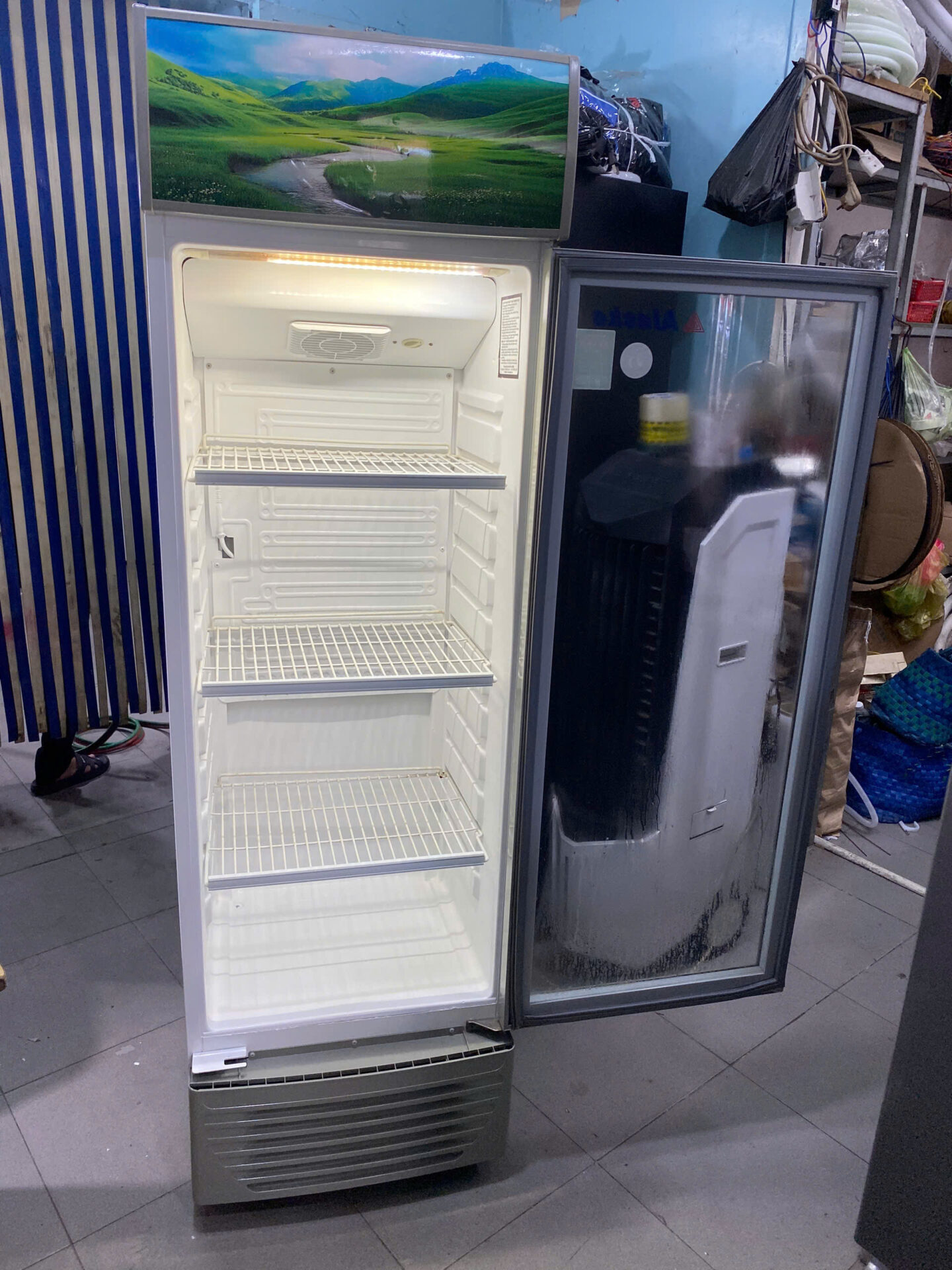 Tủ mát Alaska 300 lít LC-433B - Miễn phí vận chuyển - Hình ảnh 3
