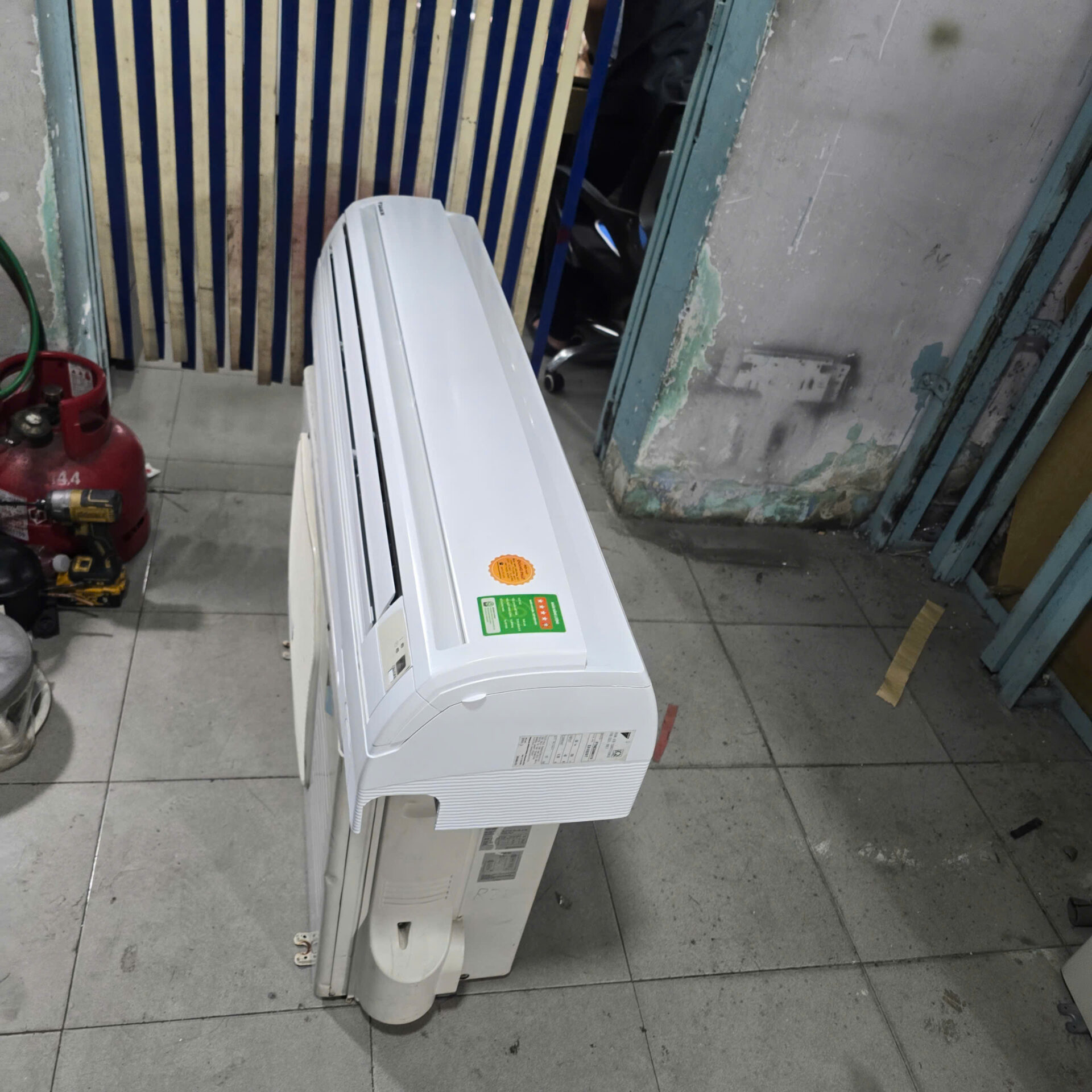 Thanh Lý Máy lạnh Daikin 2HP - Bao công lắp đặt - BH 6th - Hình ảnh 4