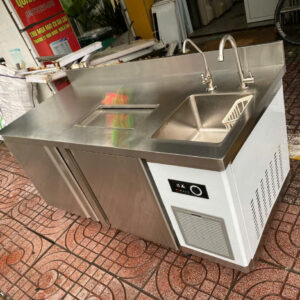 Quầy salad giữ lạnh inox có bàn sơ chế KLAF15A - FreeShip