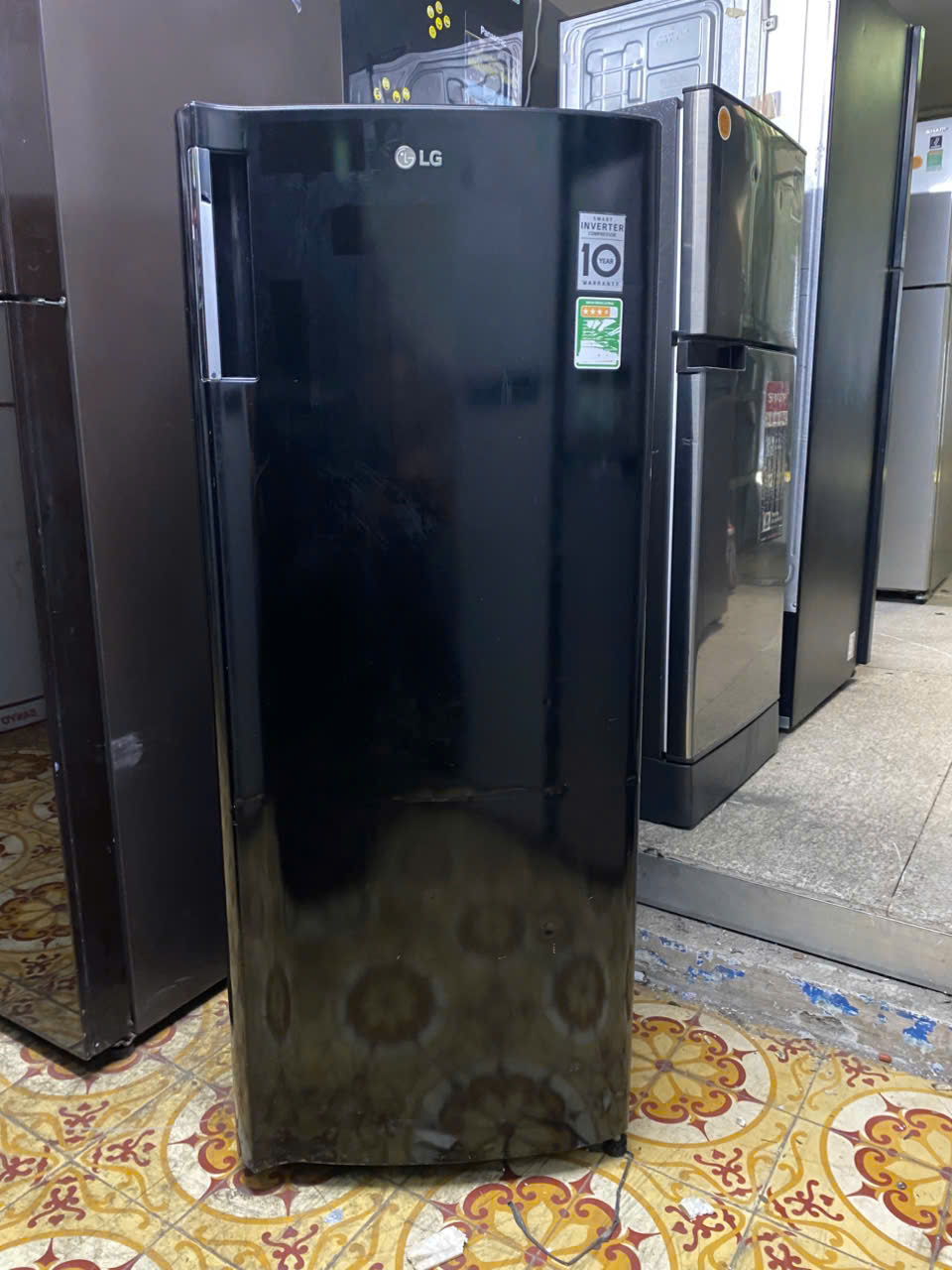 Tủ đông LG 165 lít Inverter GN-F304WB - Free Ship