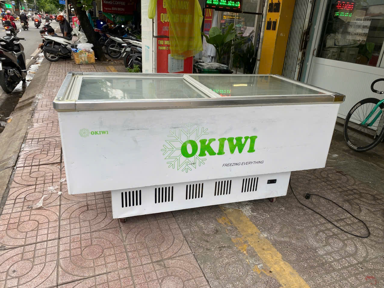 Tủ đông Okiwi kính lùa 800 lít Bền bỉ - Free Ship - Hình ảnh 3