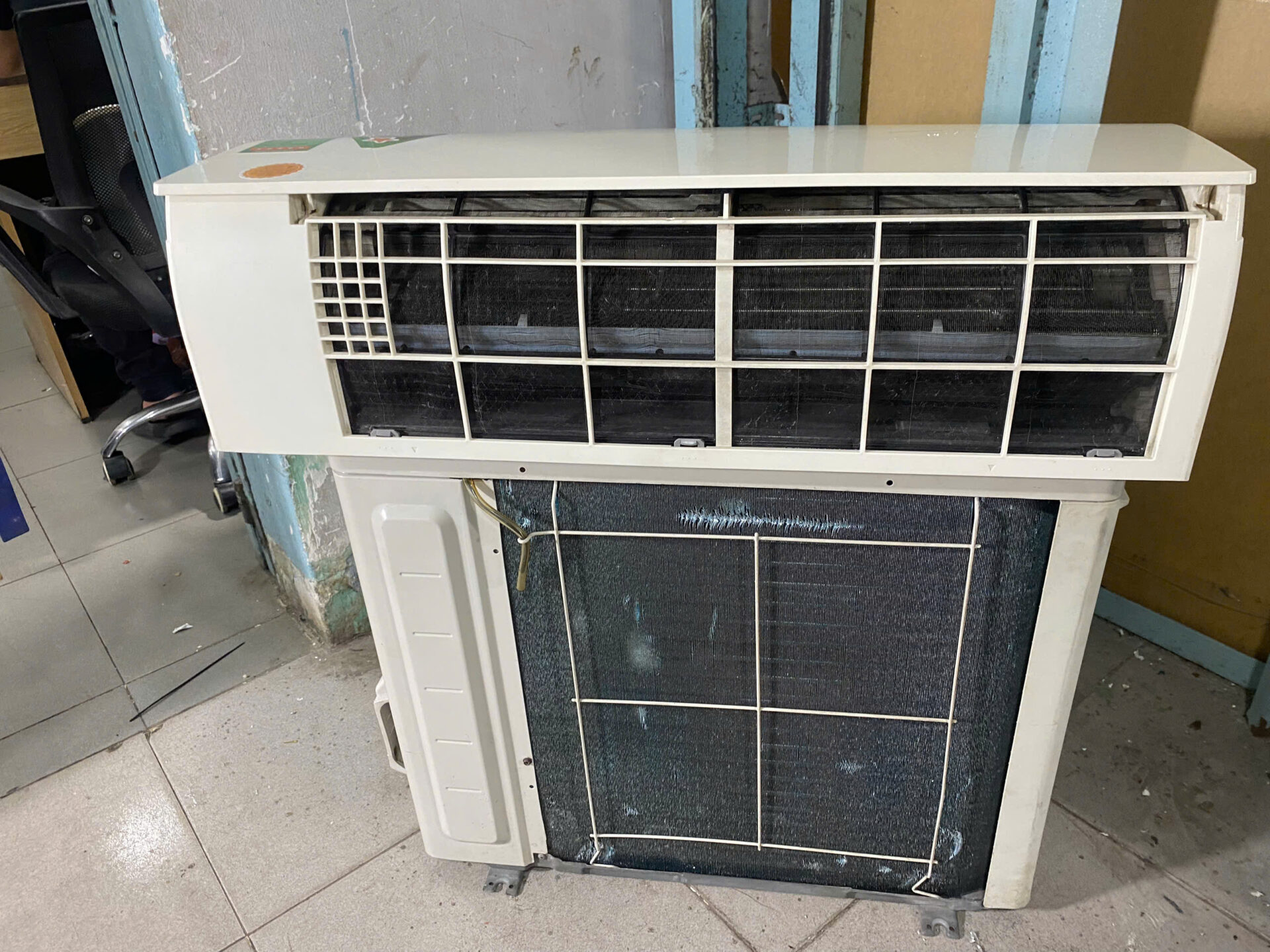 Máy lạnh Daikin 1HP Inverter FTKC25RVMV - Bao công lắp - Hình ảnh 5